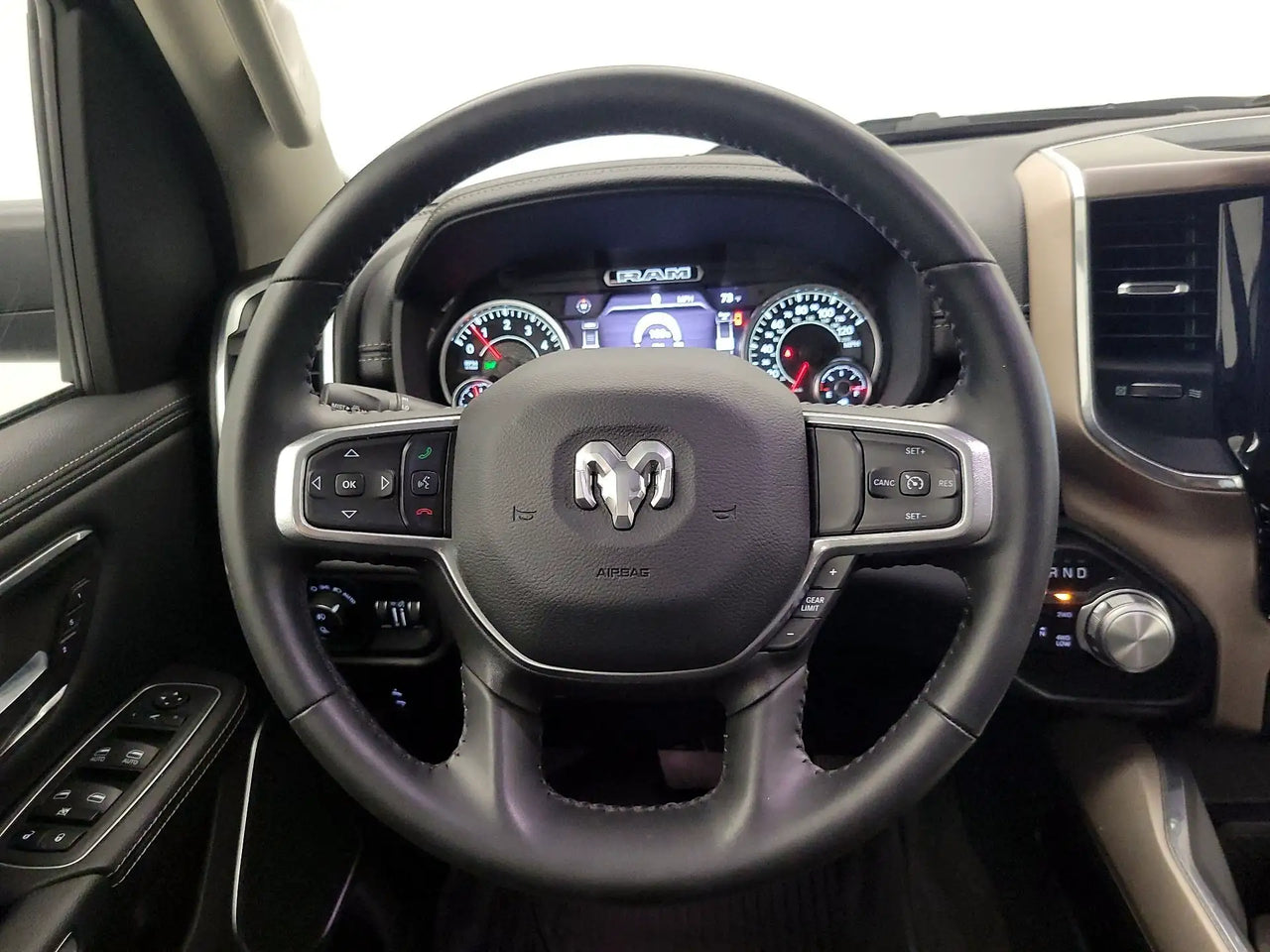 2022 1500 Laramie