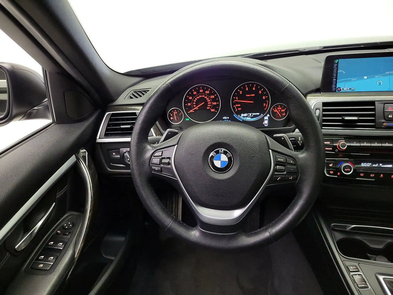 2016 328 XI