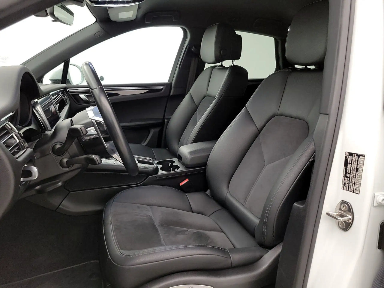 2019 Macan