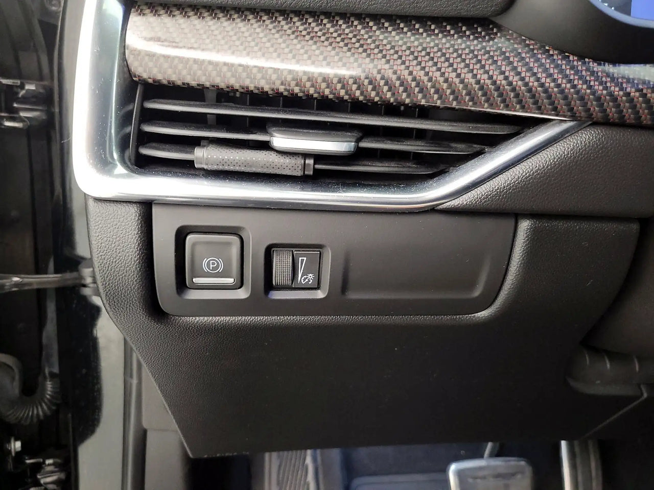 2019 XT4 Sport