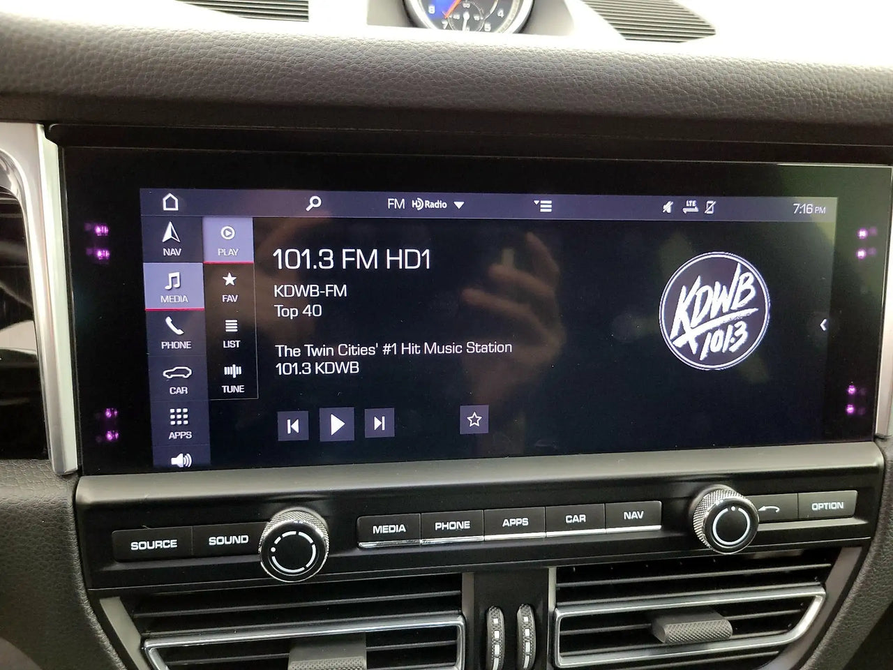 2019 Macan