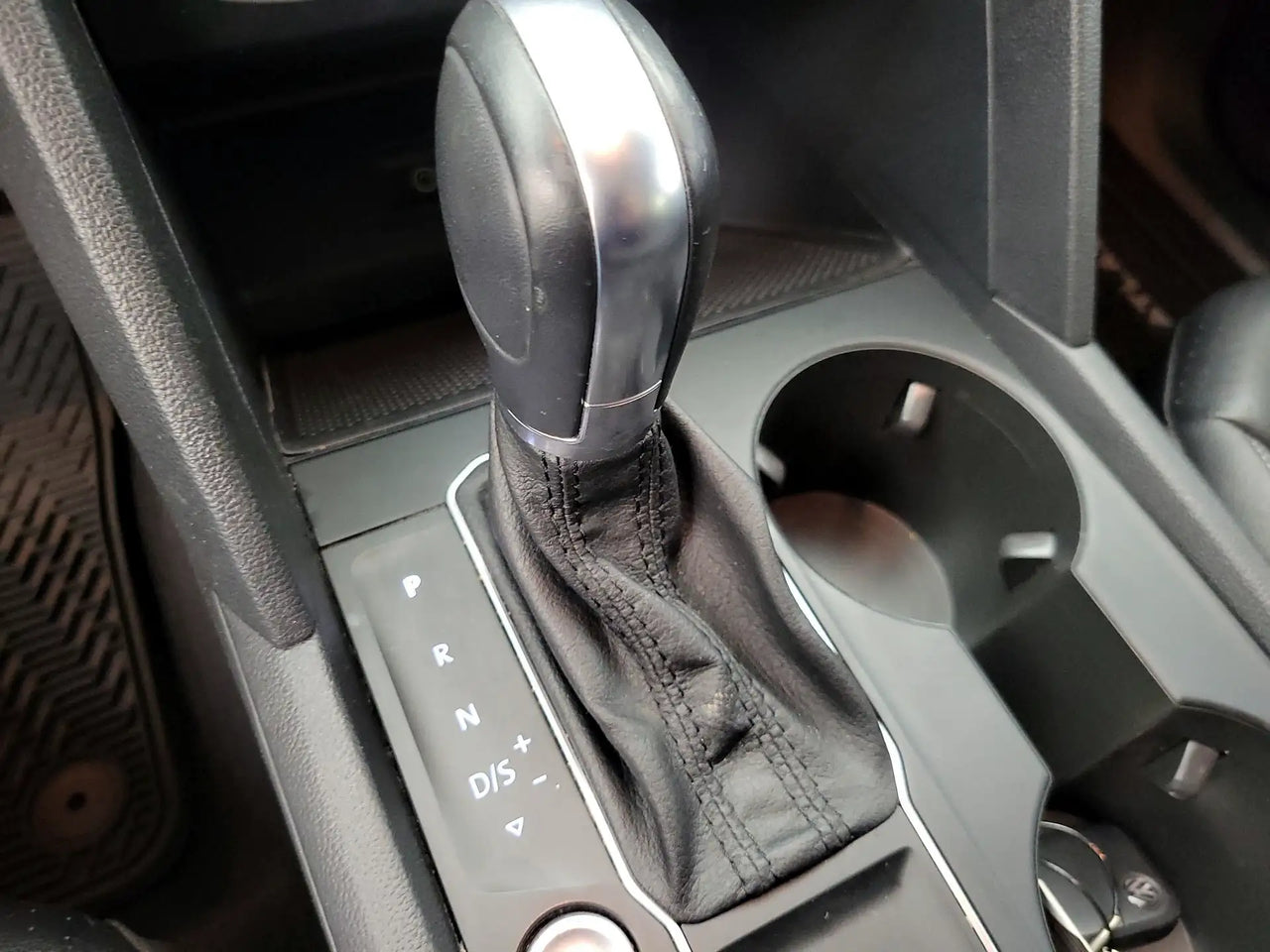 2019 Atlas SE