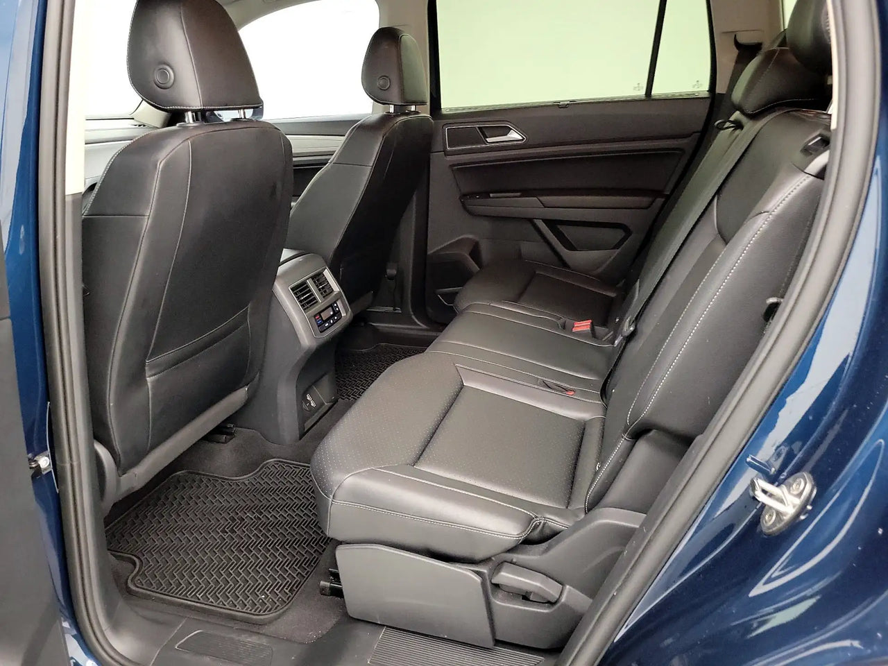 2019 Atlas SE