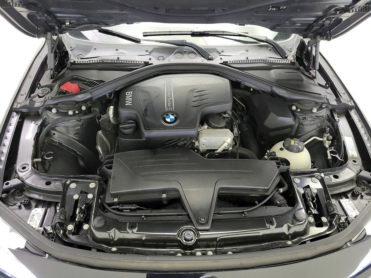 2016 328 XI