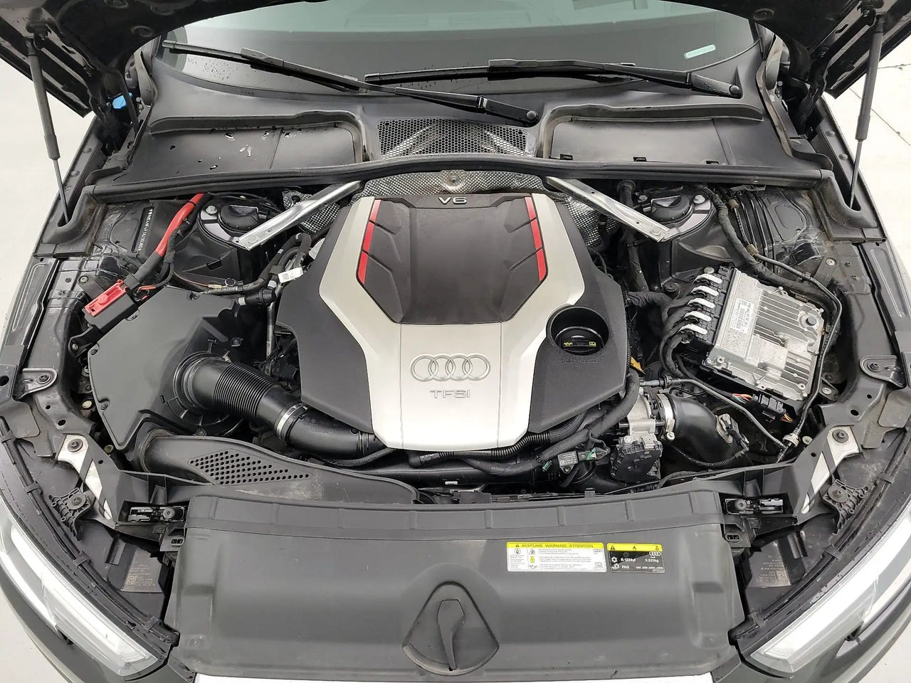 2018 S4 Prestige
